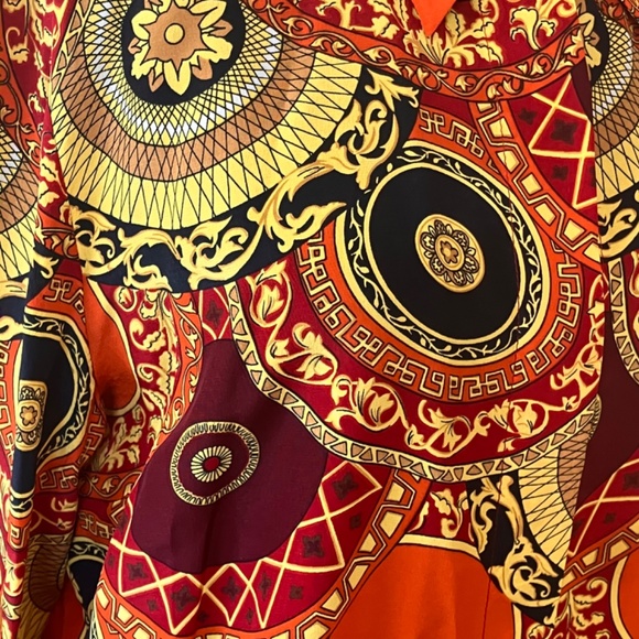 Color FX orange, red, yellow and black vintage, silk medallion print shirt - Picture 3 of 9